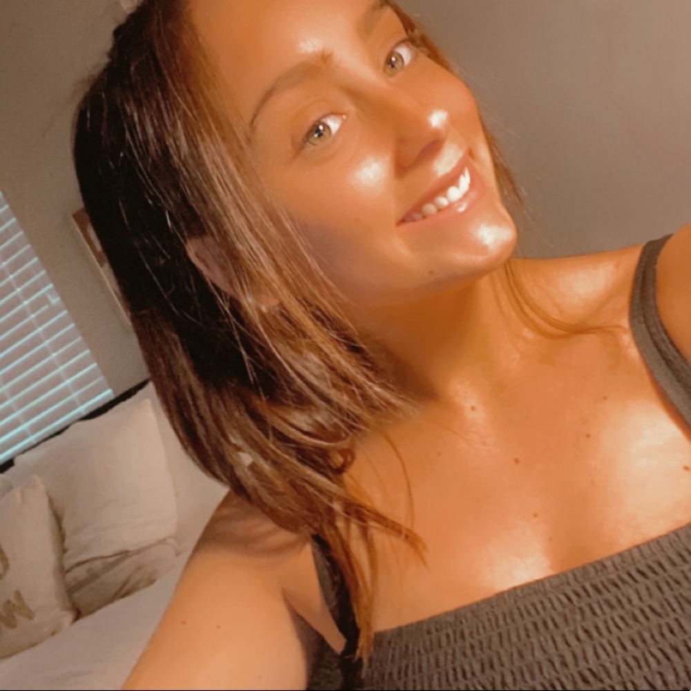 Meet your Posher, Sabrina